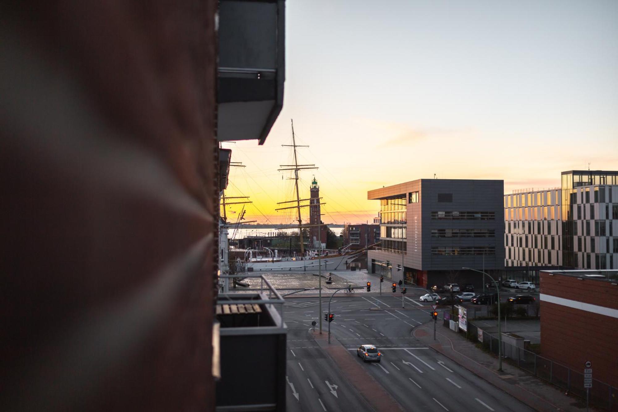 Koje Neun I Apartment Im Zentrum Mit Hafenblick 브레머하펜 외부 사진